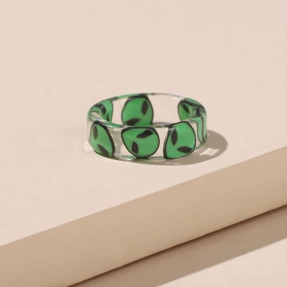 👽 ALIEN RING - Picture 4 of 8
